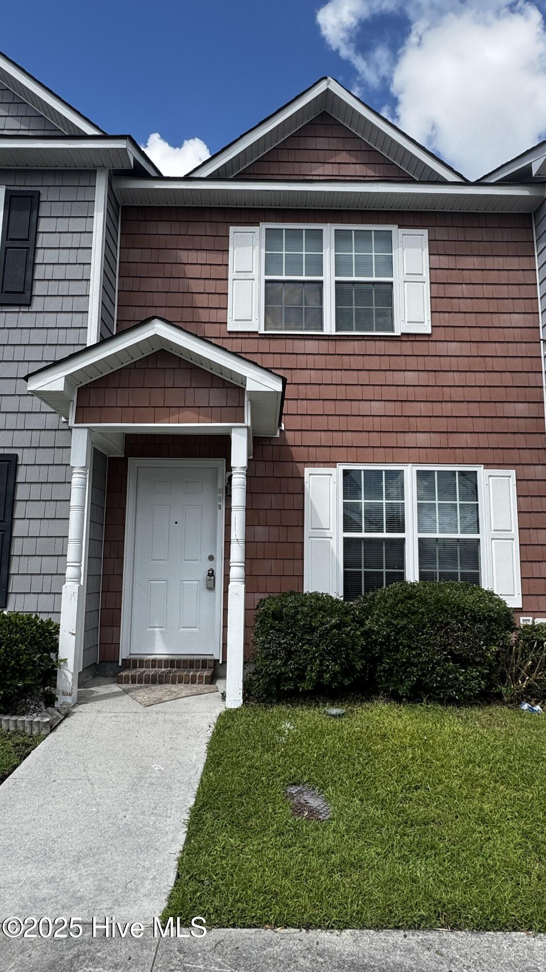 27 Doris Avenue 609 Property Photo 1