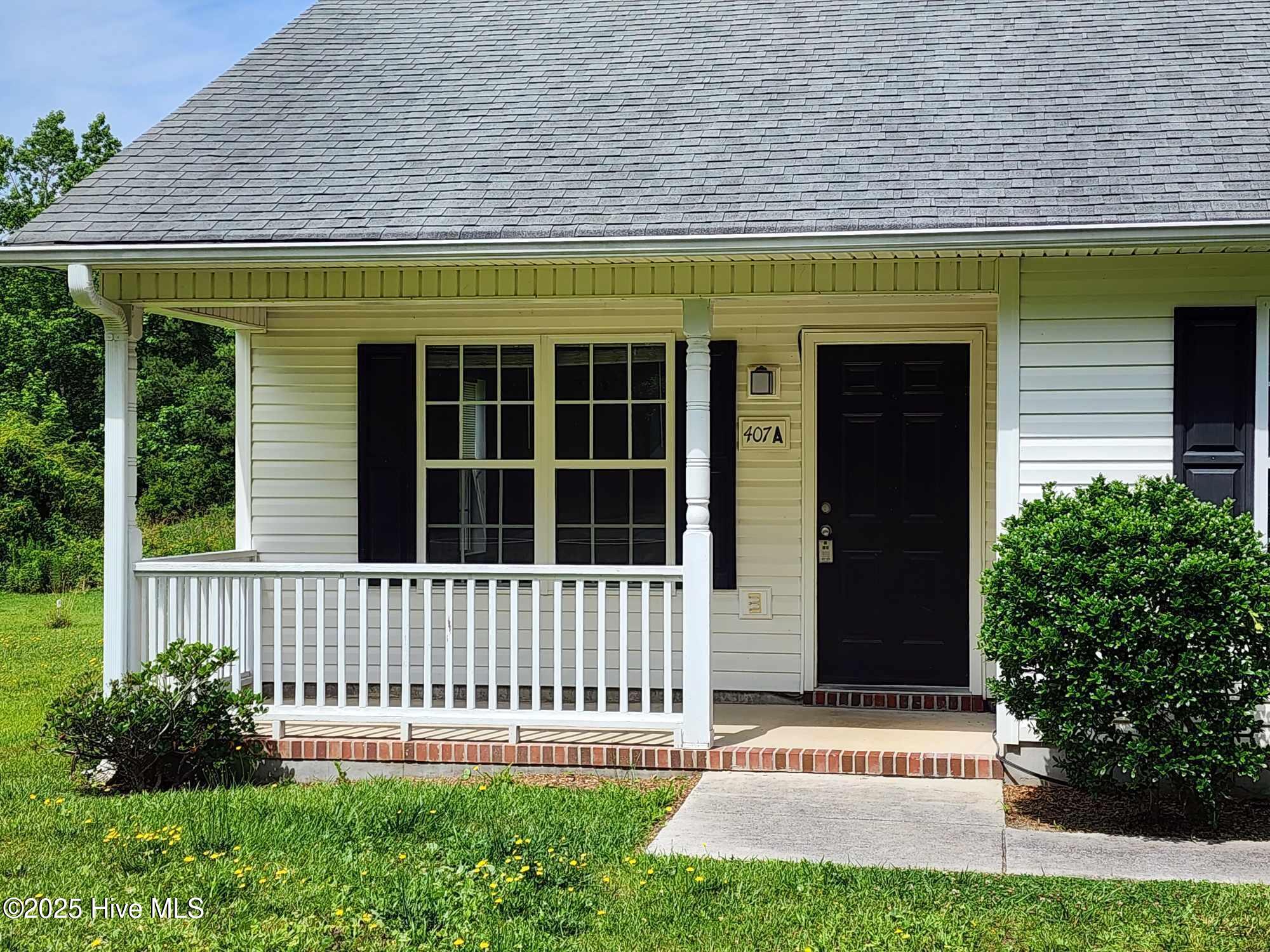 407 Belgrade Swansboro Road A Property Photo 1