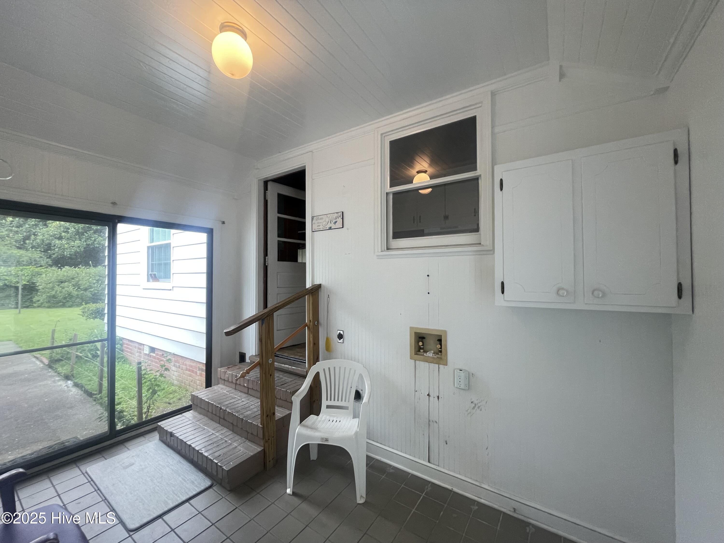 707 Cameron Drive Property Photo 15