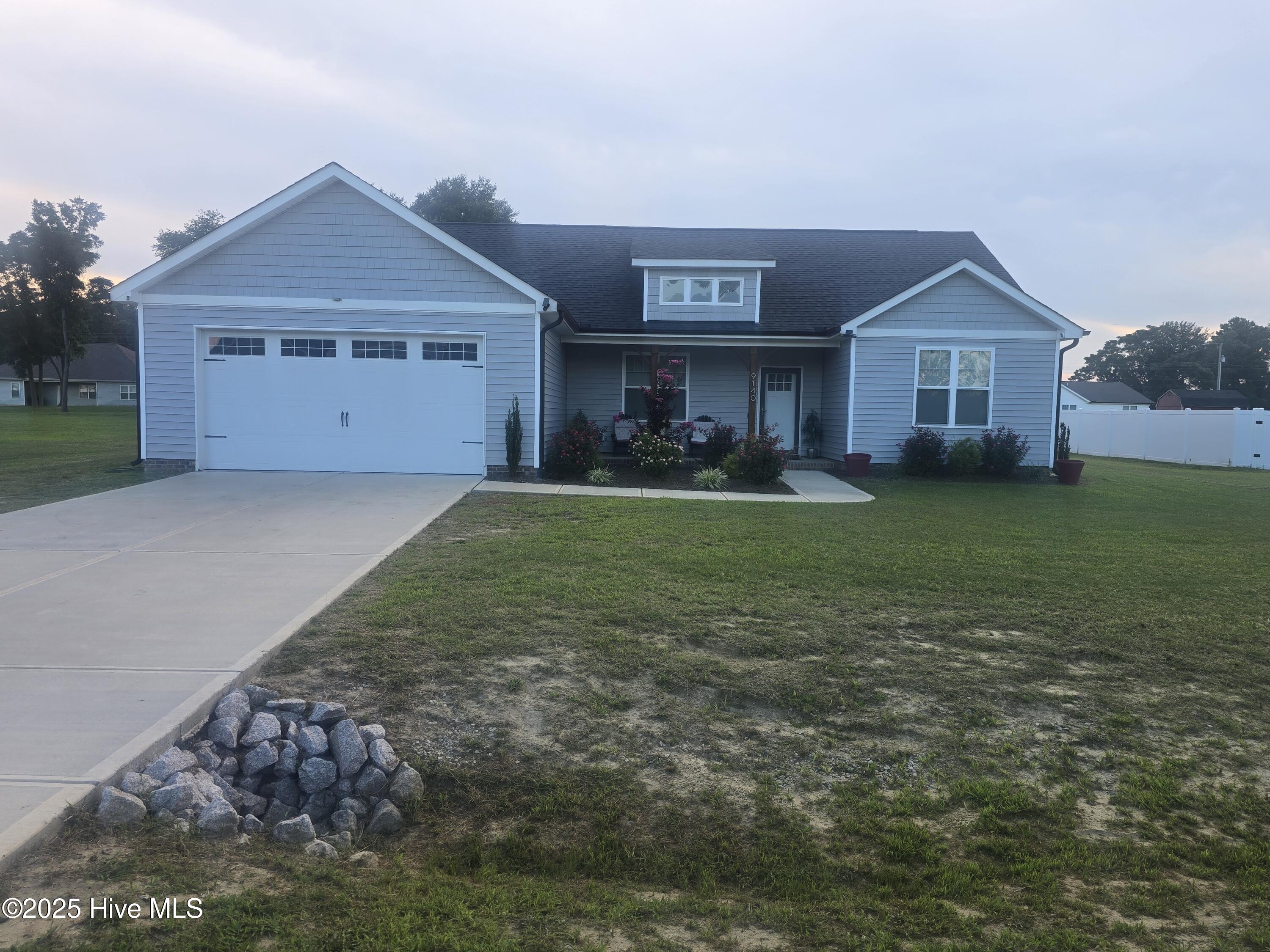 9140 Byron Court Property Photo 1