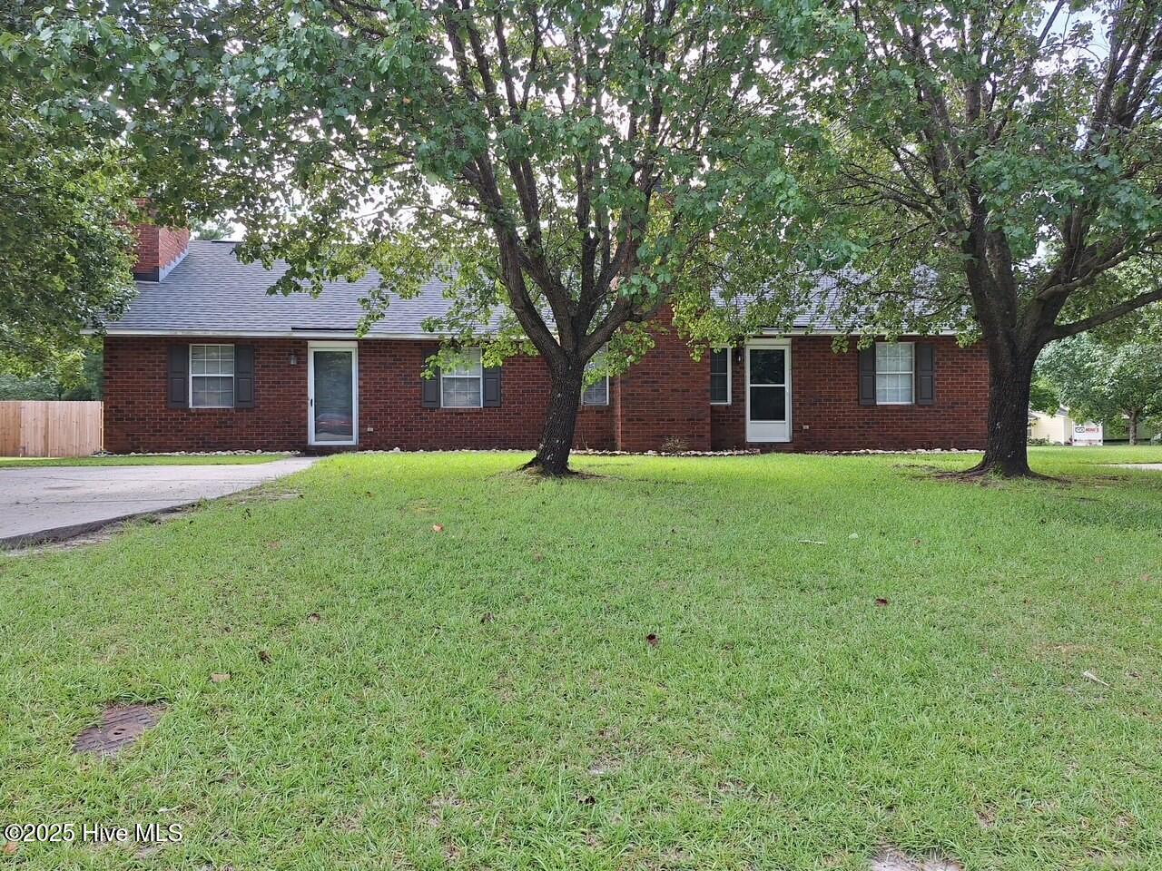 2003 Coleman Drive B Property Photo 1