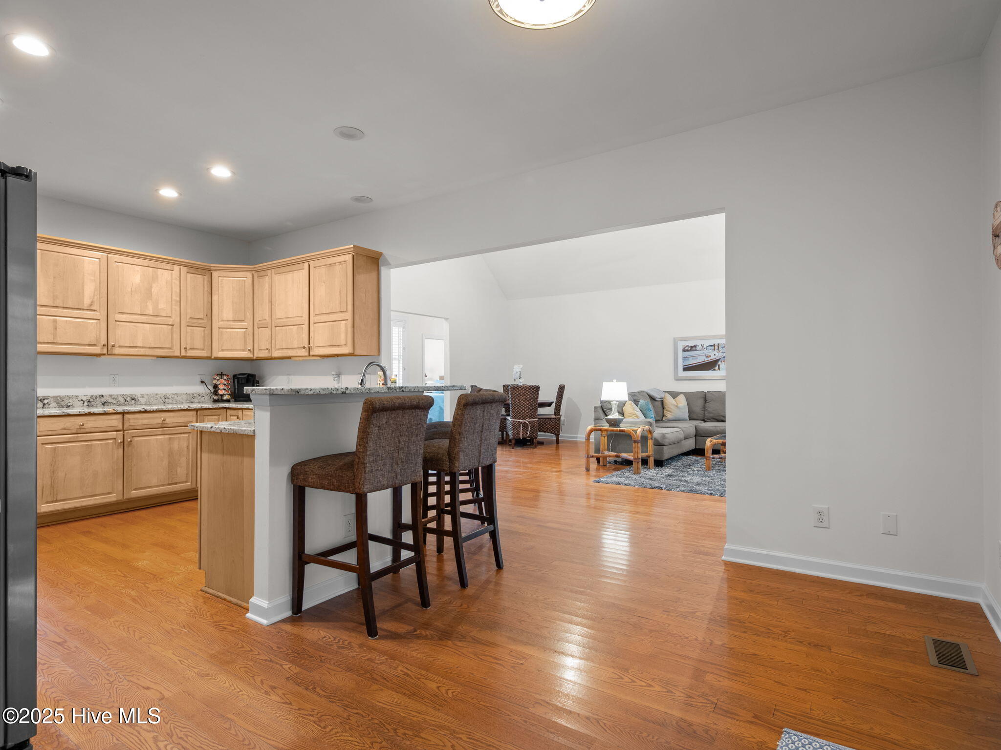 9706 Ashley Place Property Photo 10