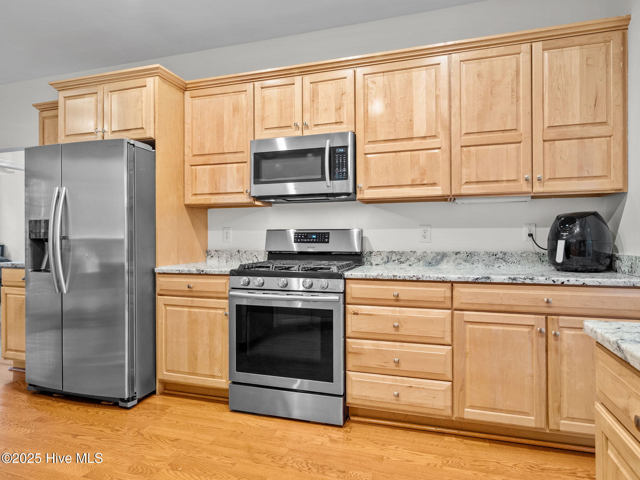 9706 Ashley Place Property Photo 13