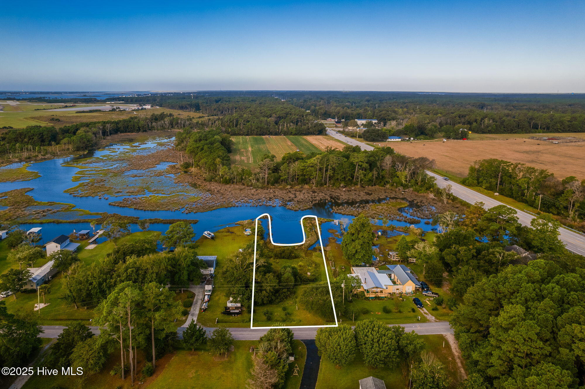 134 Goose Creek Loop Road Property Photo 5