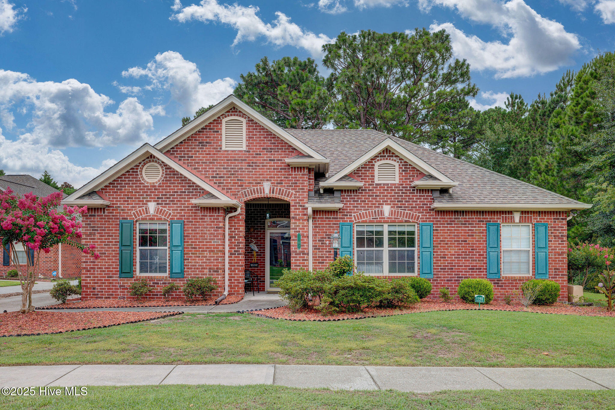 1102 Avenshire Circle