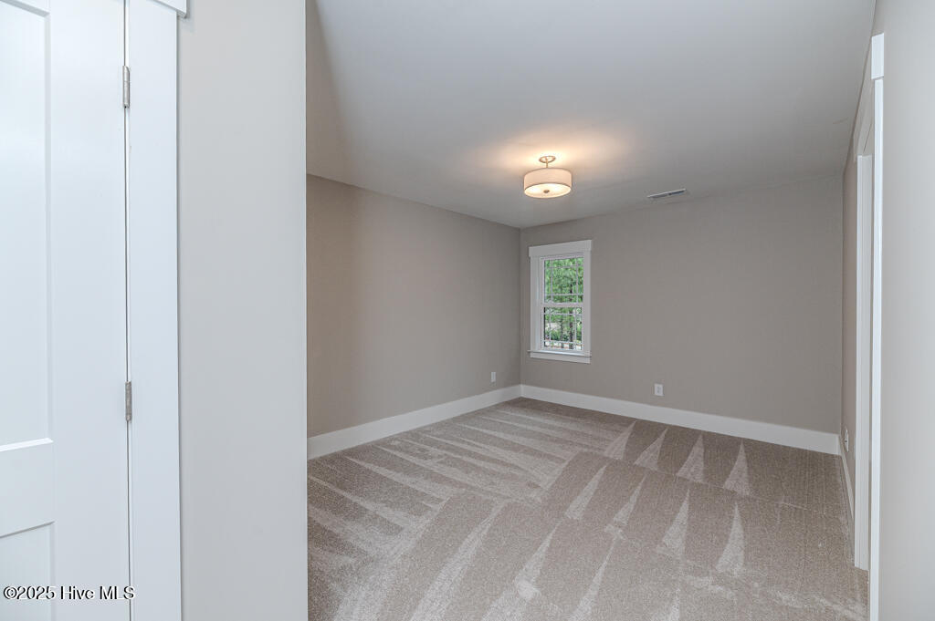 91 Lamplighter Village Drive Property Photo 28