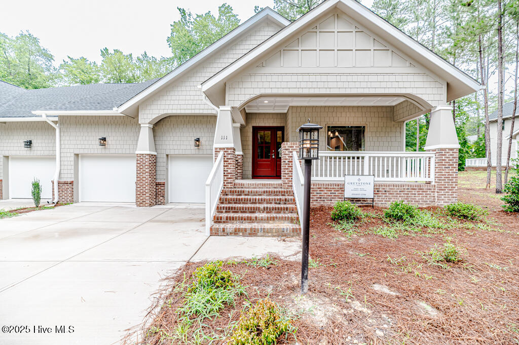111 Lamplighter Village Drive Property Photo 3