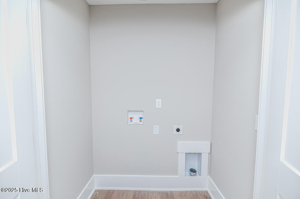 111 Lamplighter Village Drive Property Photo 16