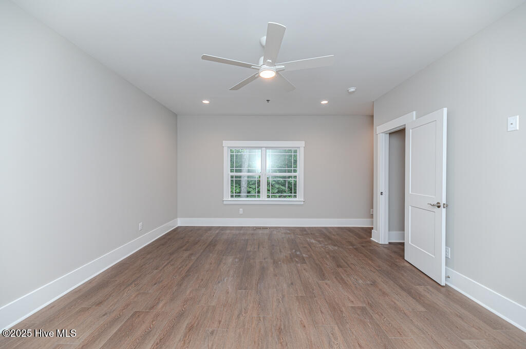 111 Lamplighter Village Drive Property Photo 17