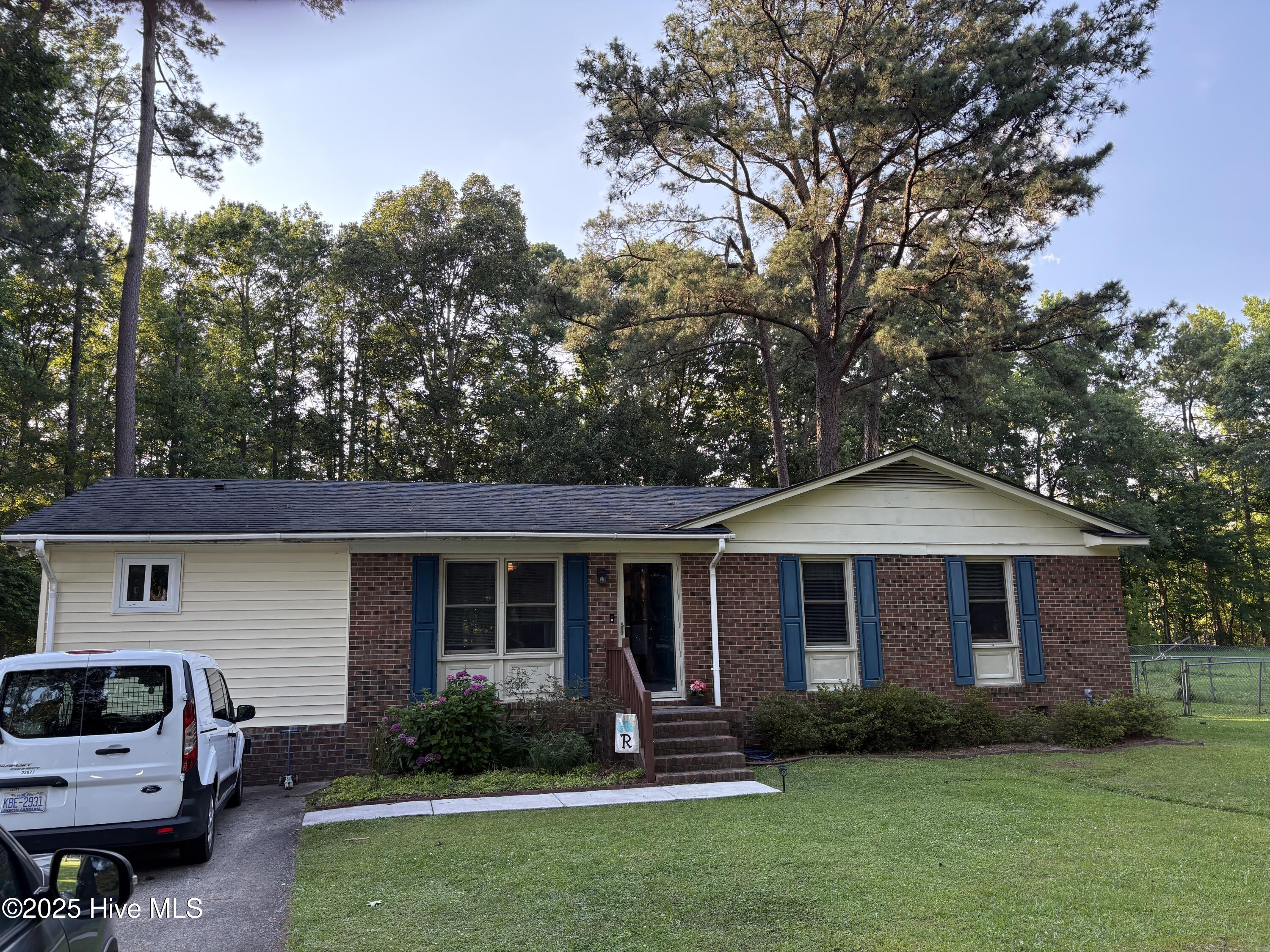 1642 Bunch Lane Property Photo 1