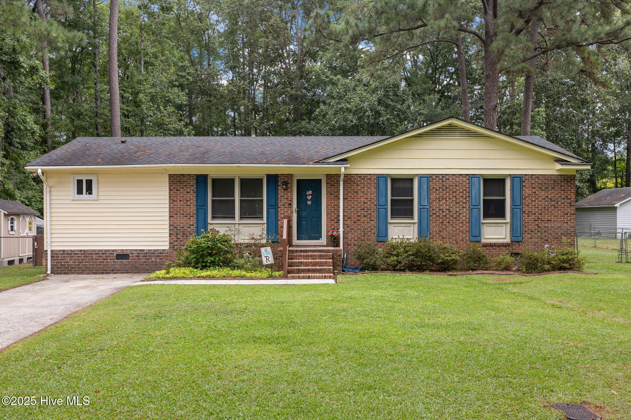 1642 Bunch Lane Property Photo 1