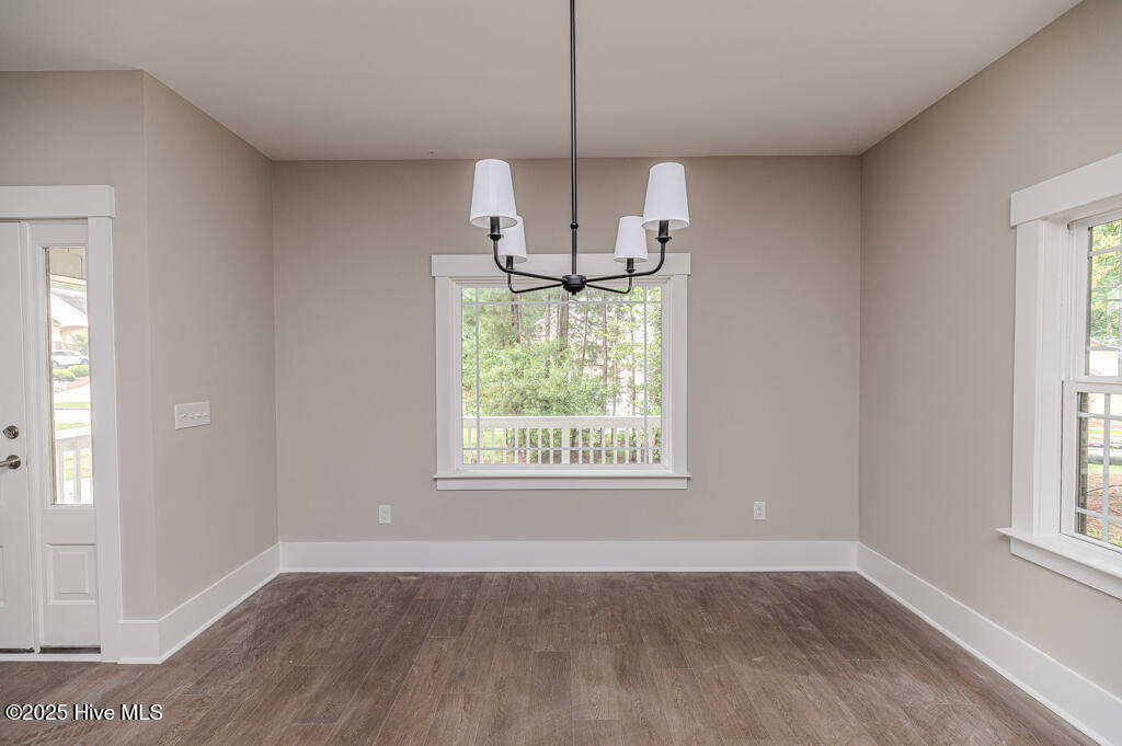 121 Lamplighter Village Drive Property Photo 4