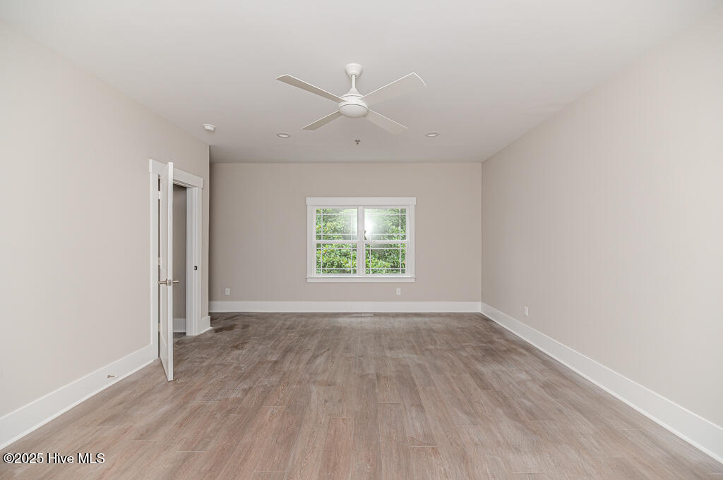 121 Lamplighter Village Drive Property Photo 15