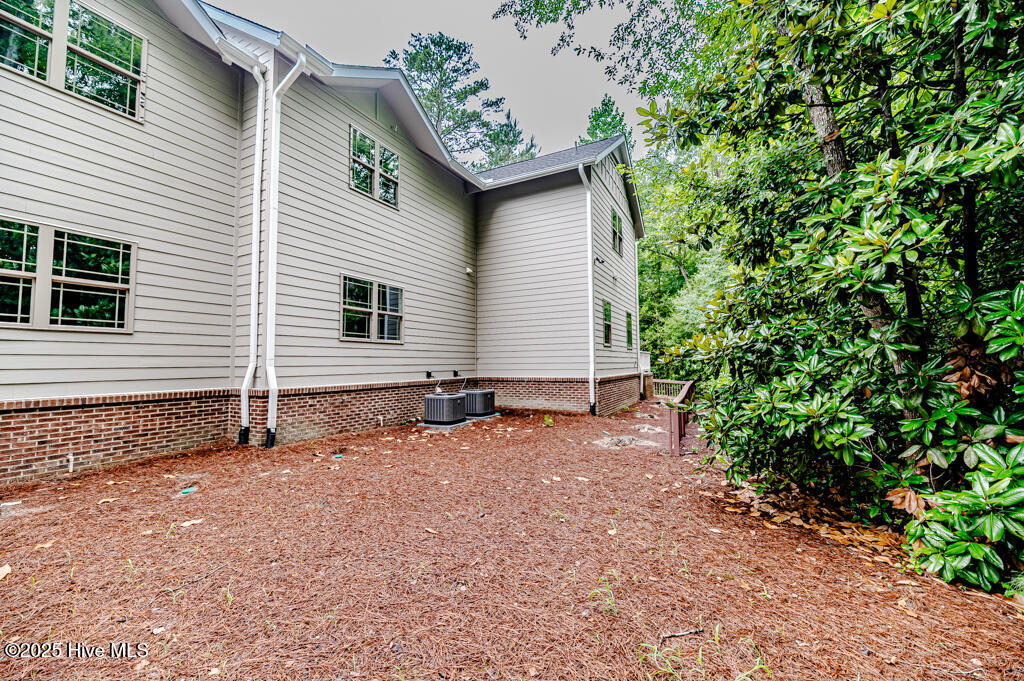 121 Lamplighter Village Drive Property Photo 21