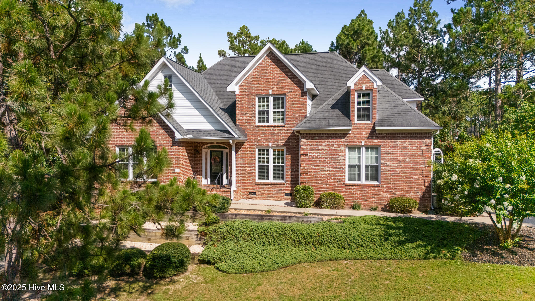 122 Deerwood Lane Property Photo 1