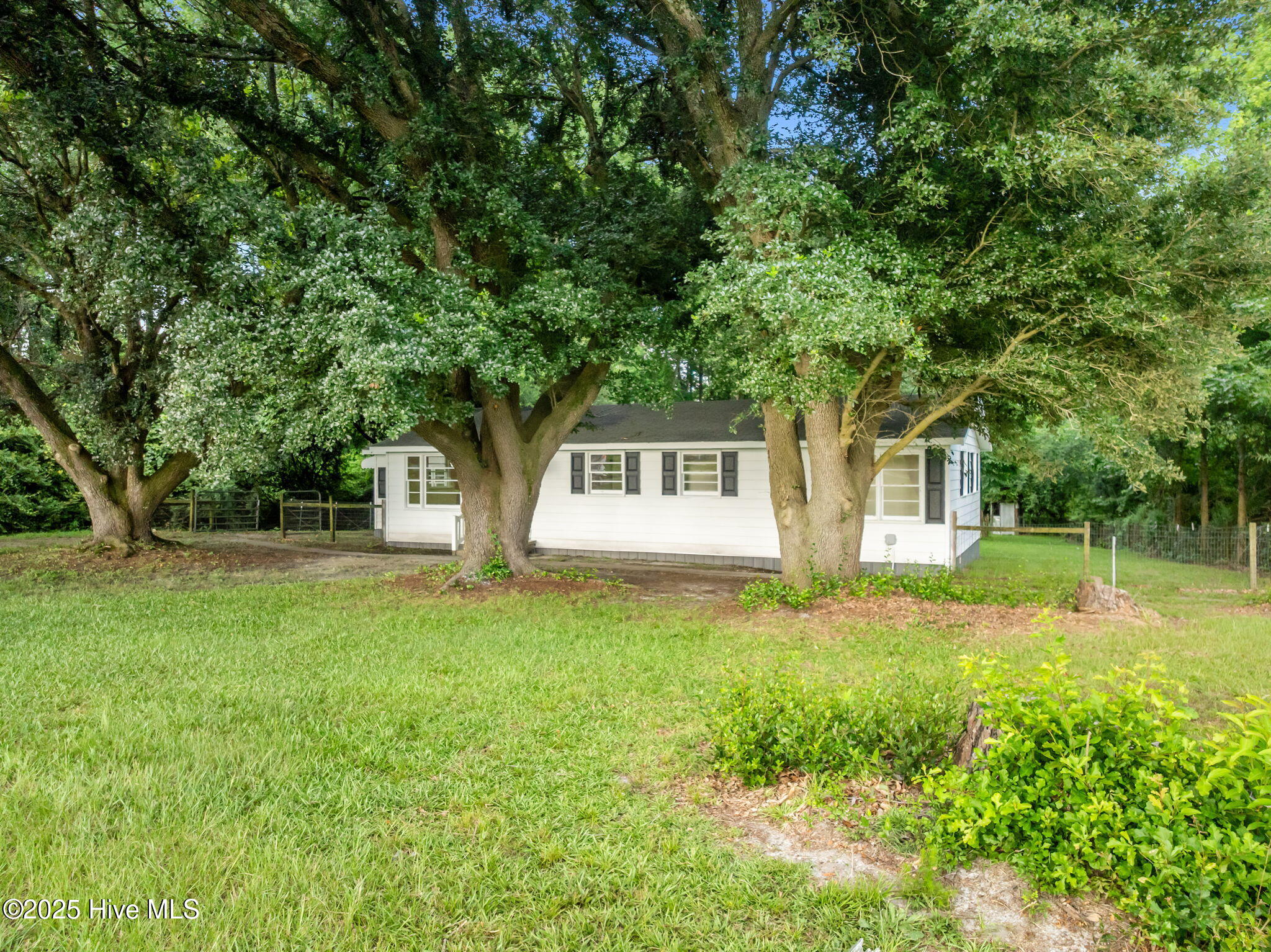 254 Woodland Church Road Property Photo 3