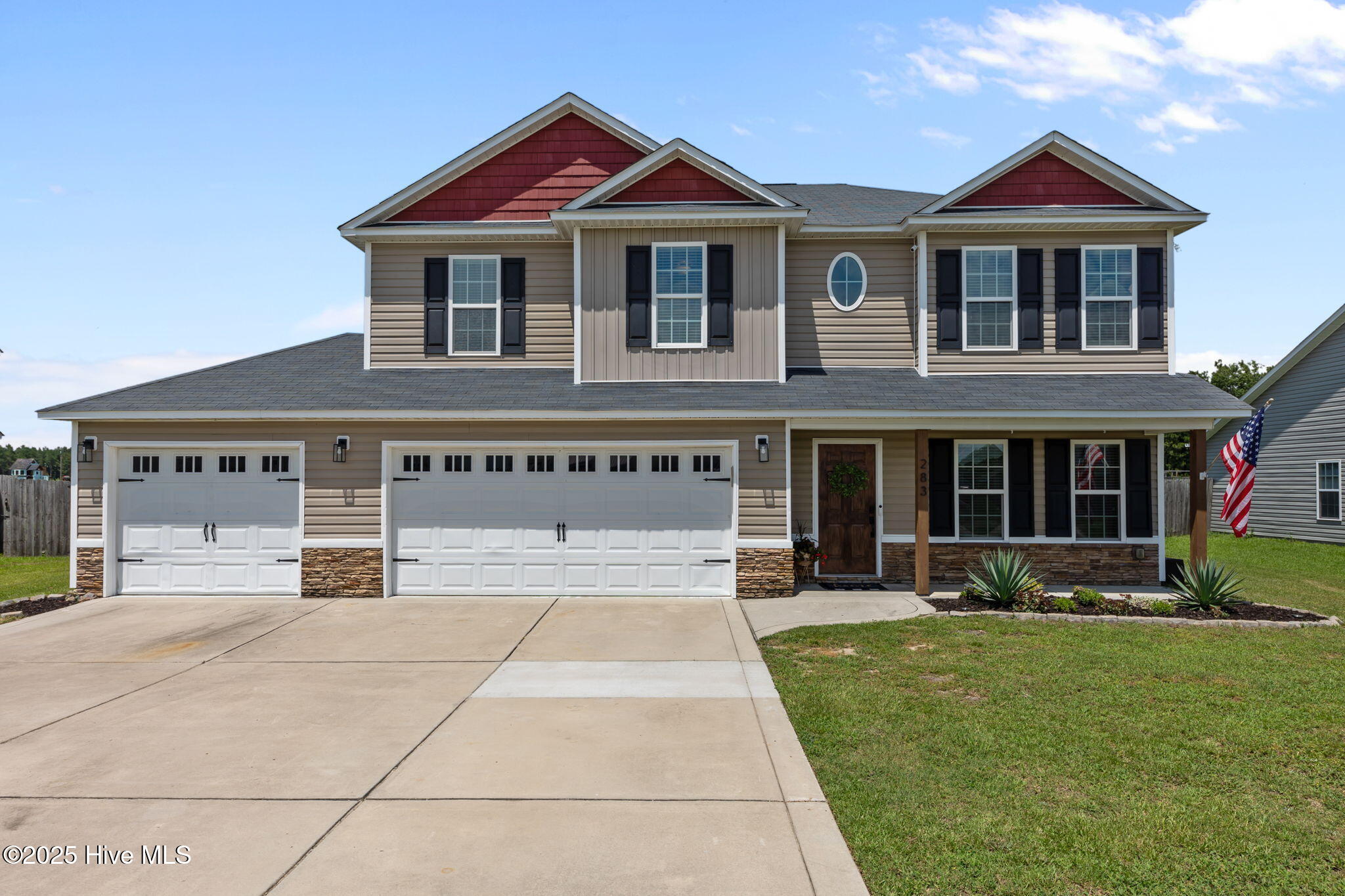 283 Legends Drive Property Photo 1