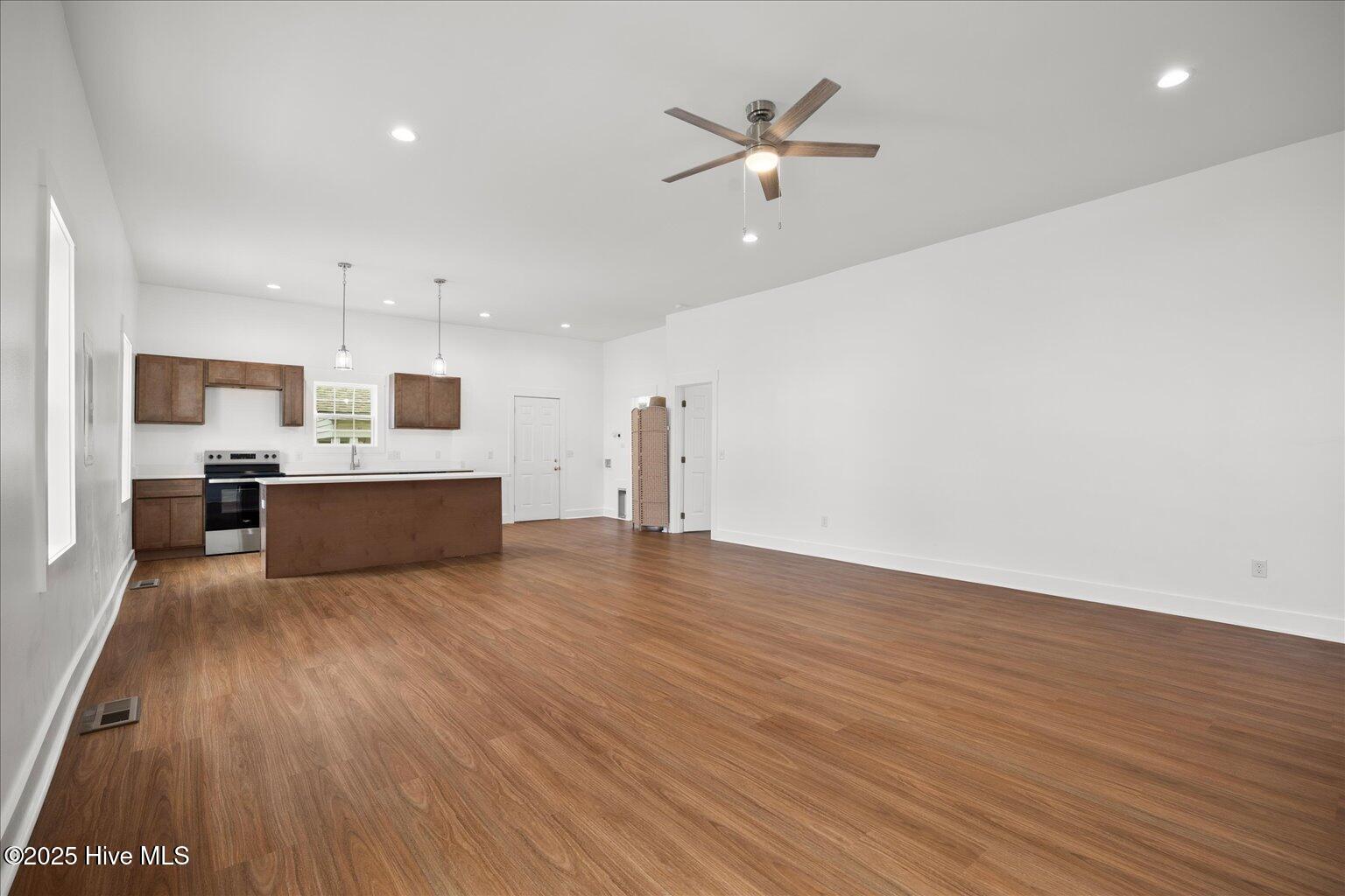 901 Walnut Street Property Photo 15