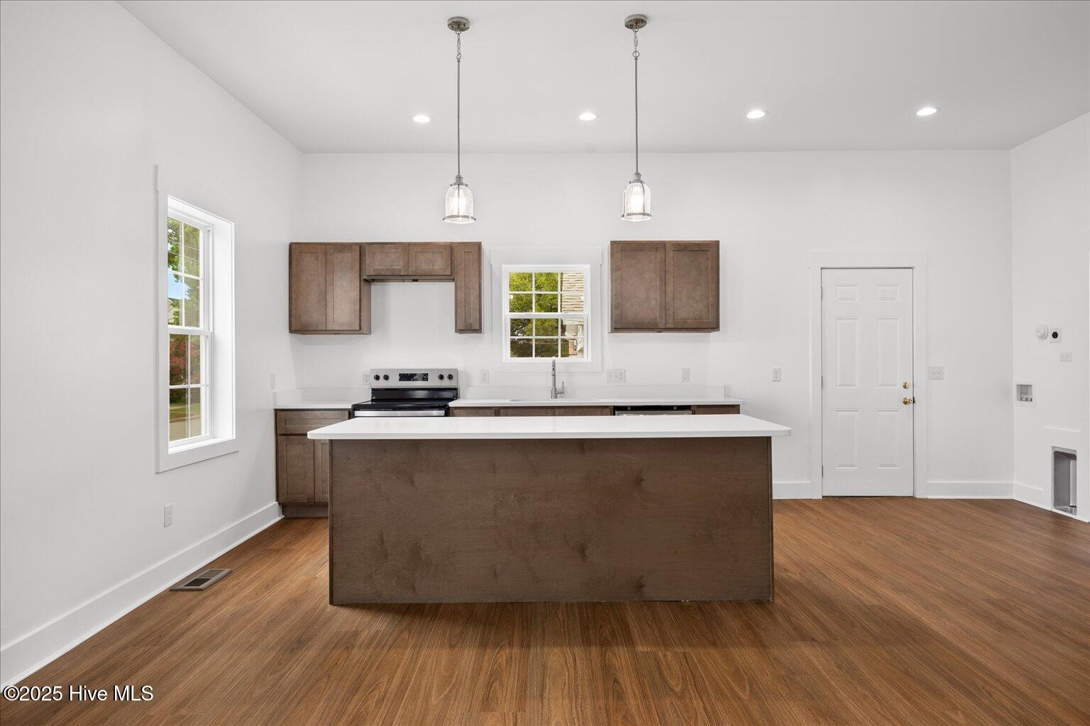 901 Walnut Street Property Photo 17