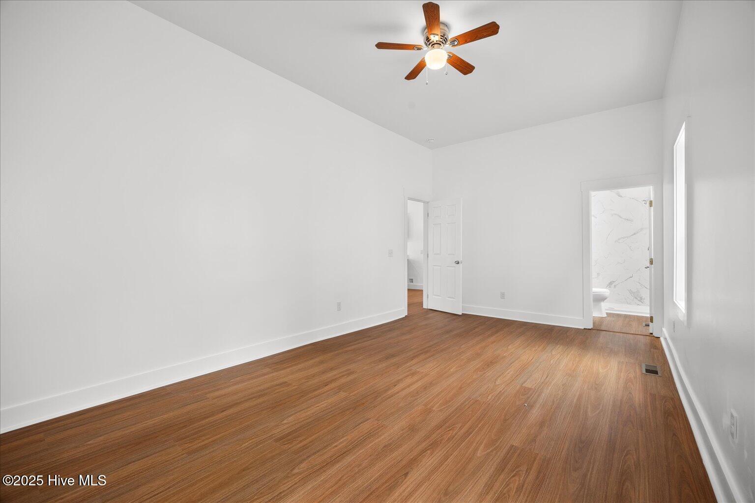 901 Walnut Street Property Photo 28