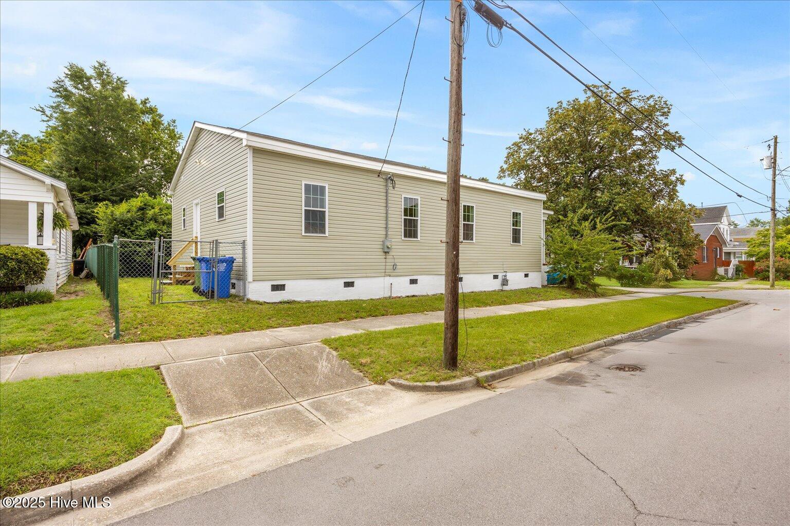 901 Walnut Street Property Photo 39