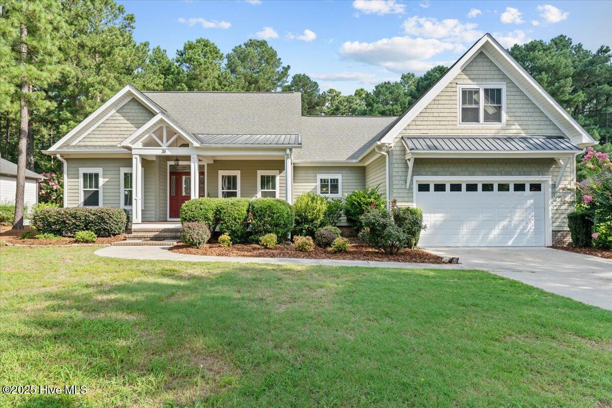 38 Spearhead Drive Property Photo 1