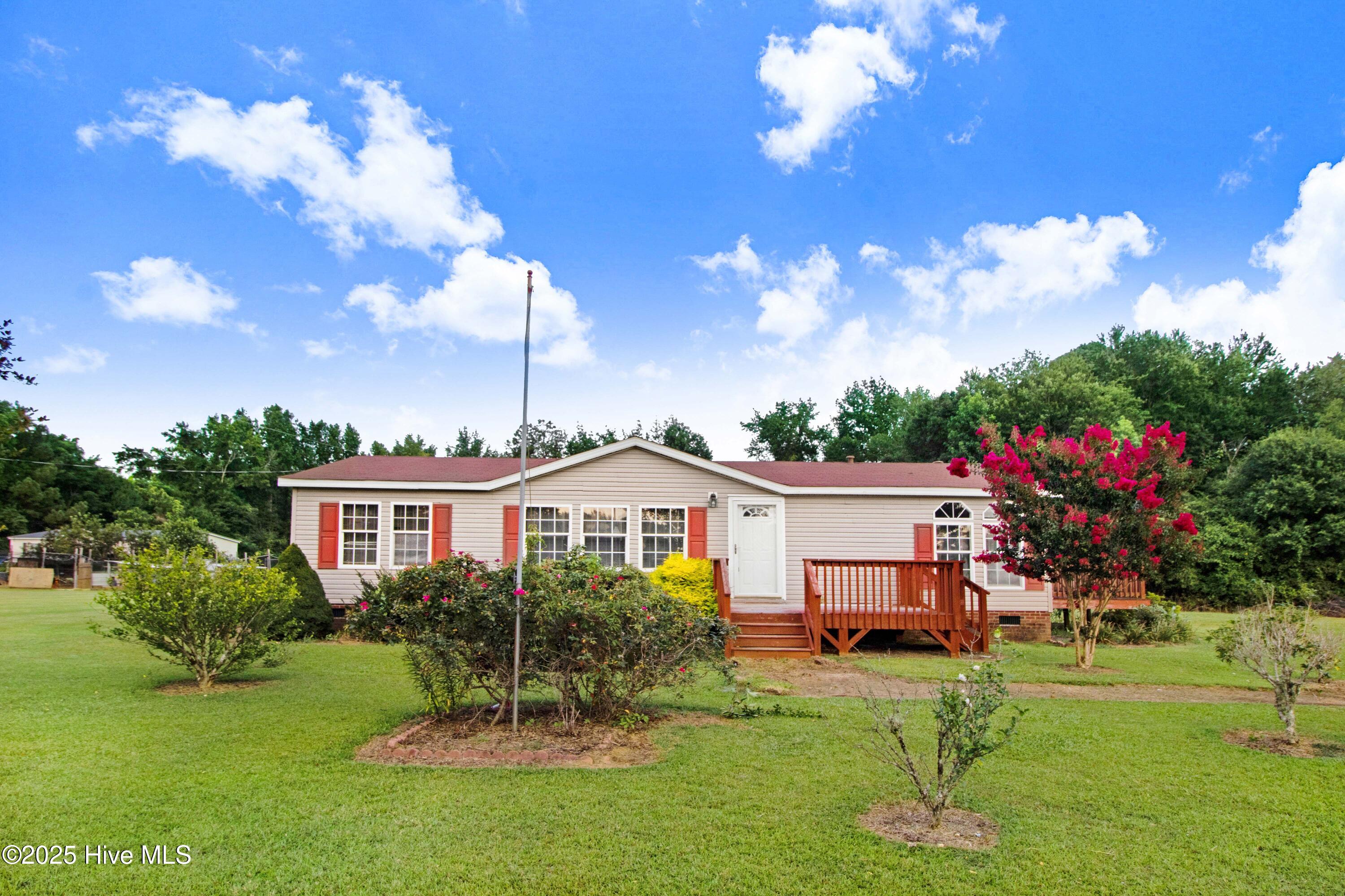 134 Starline Road Property Photo 1