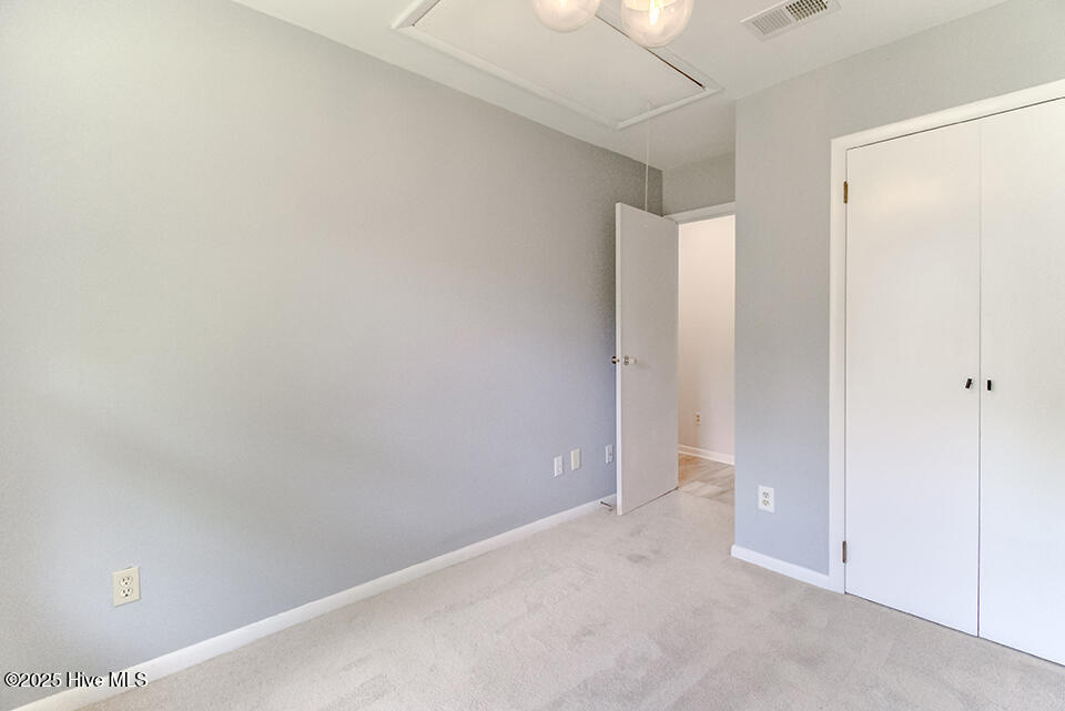 121 W Bedford Road Property Photo 23