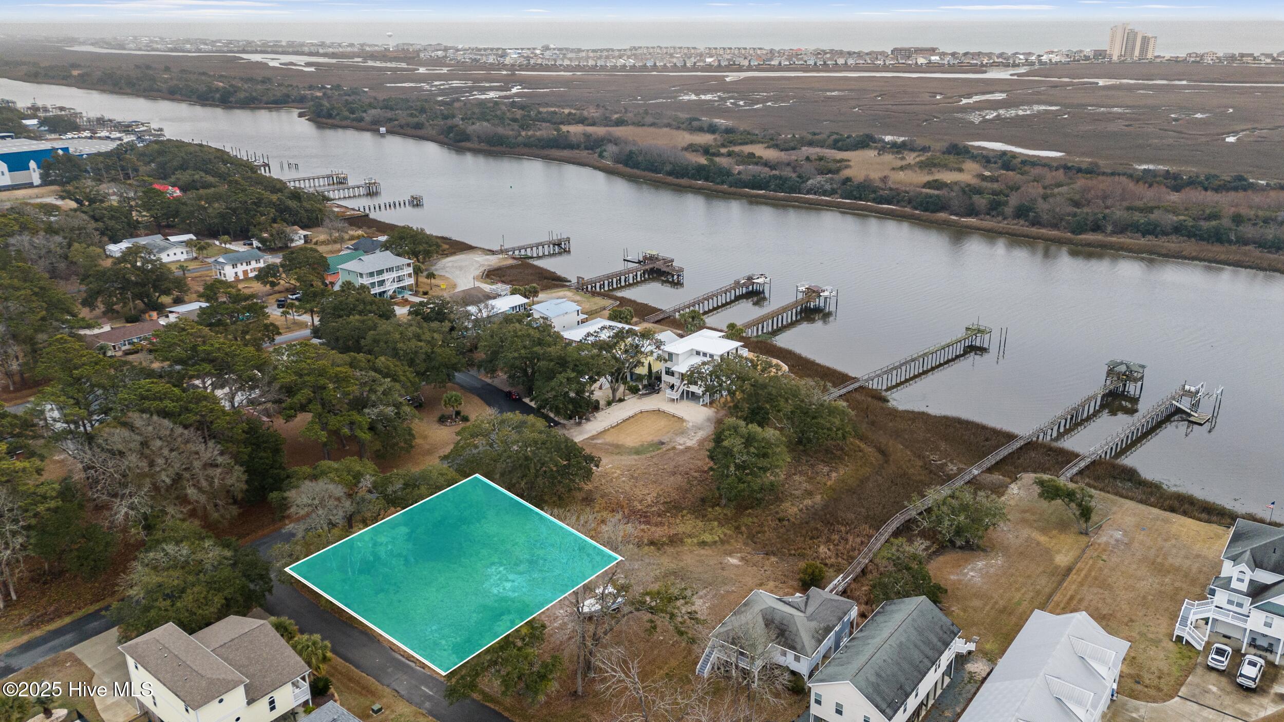 2010 Camelot Drive Property Photo 1