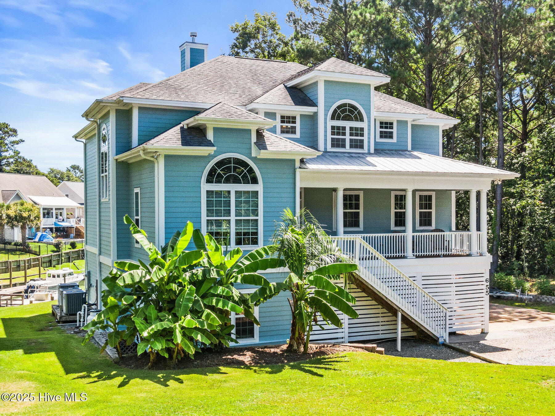 655 Hughes Road Property Photo 1