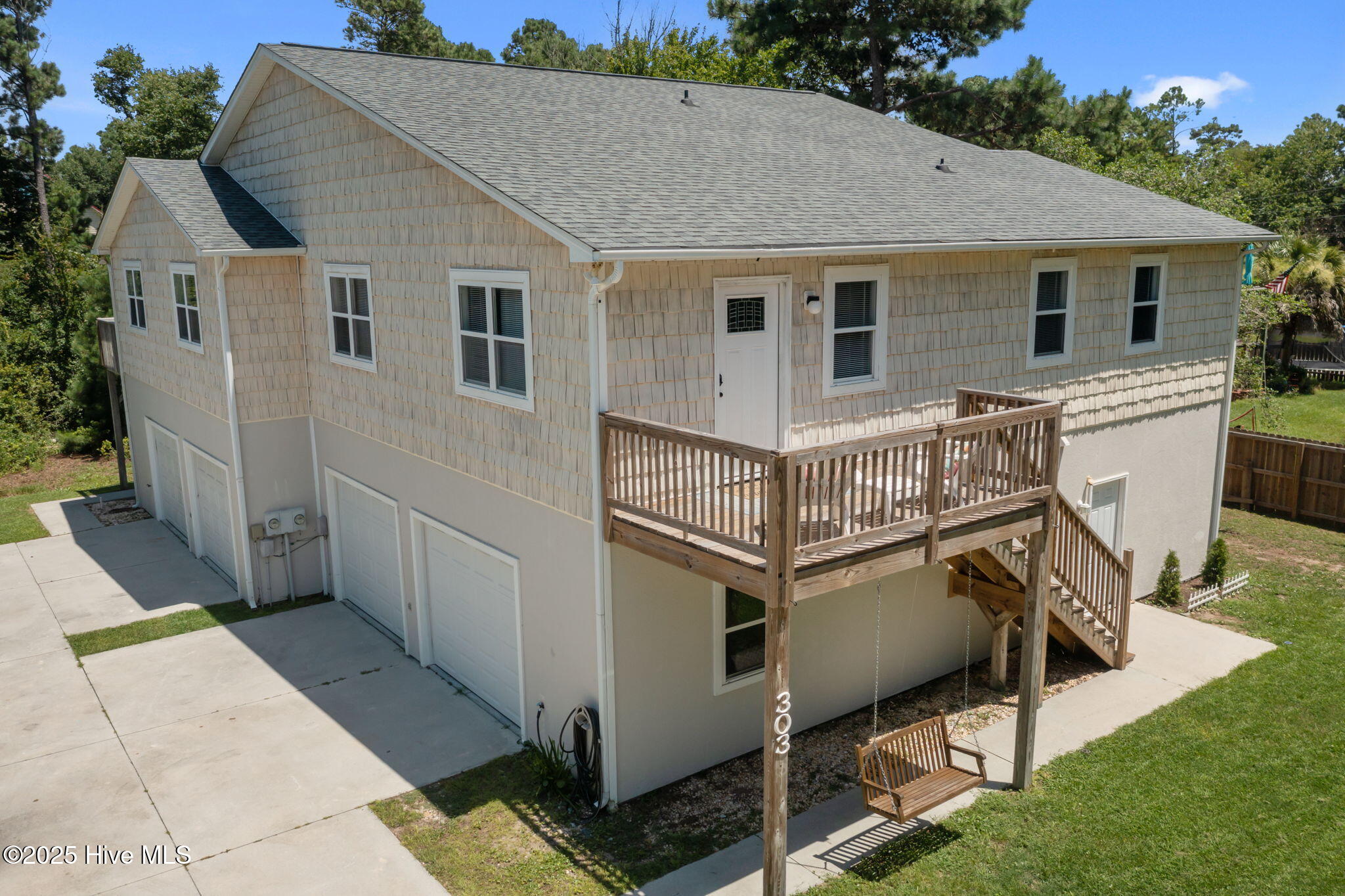 303 Osprey Ridge Drive Property Photo 1