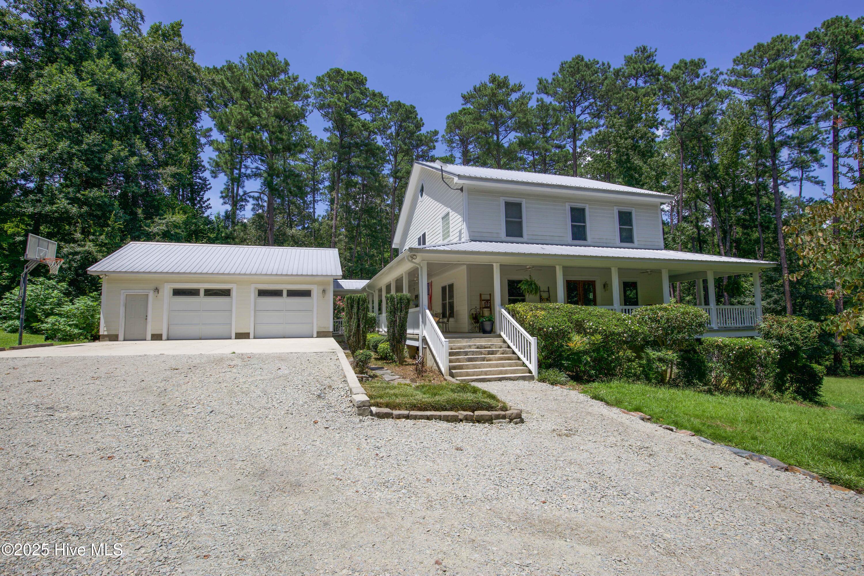 700 Shady Lane Road Property Photo 1