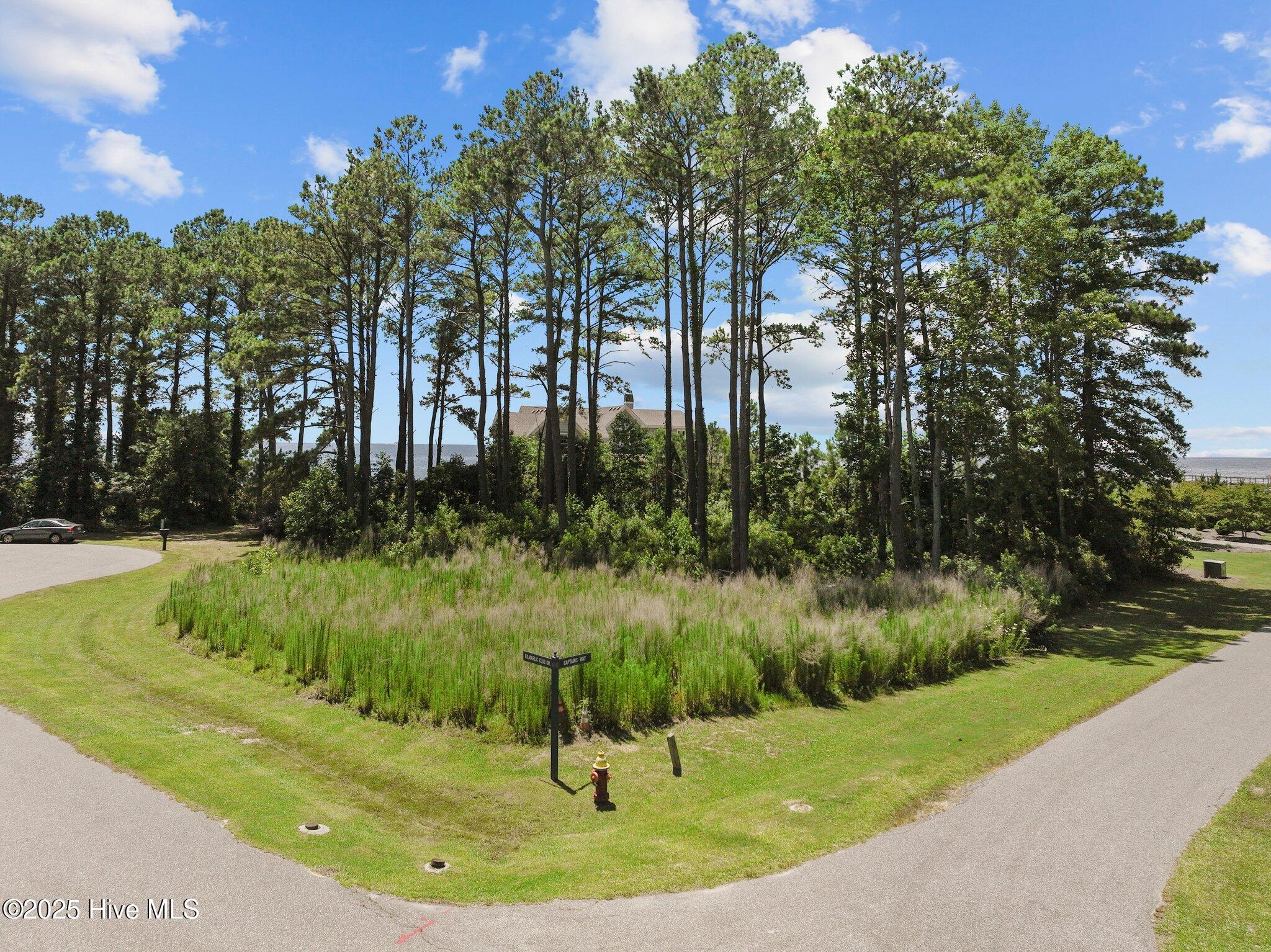 101 Captains Way Property Photo 8