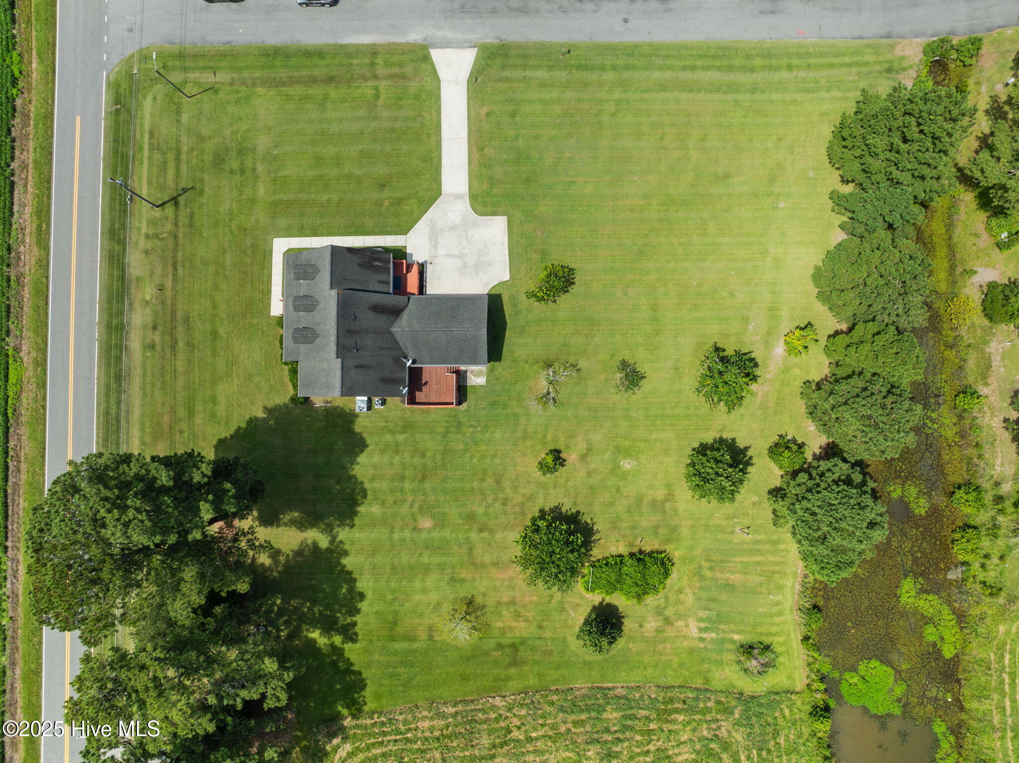 6455 Mashie Drive Property Photo 4