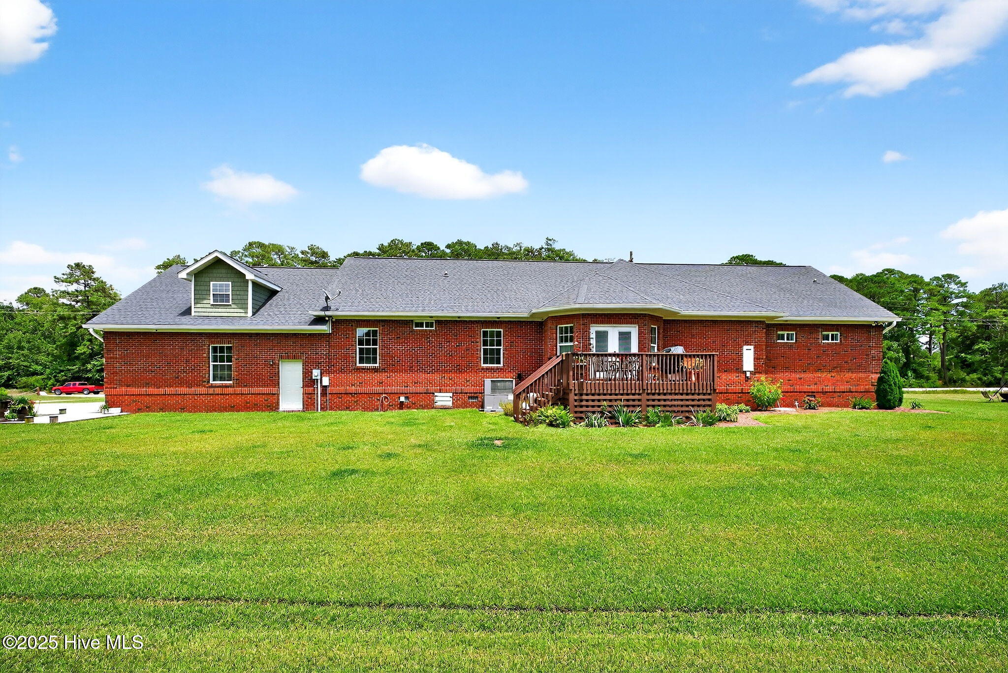 6245 Ocean Aire Road Property Photo 9