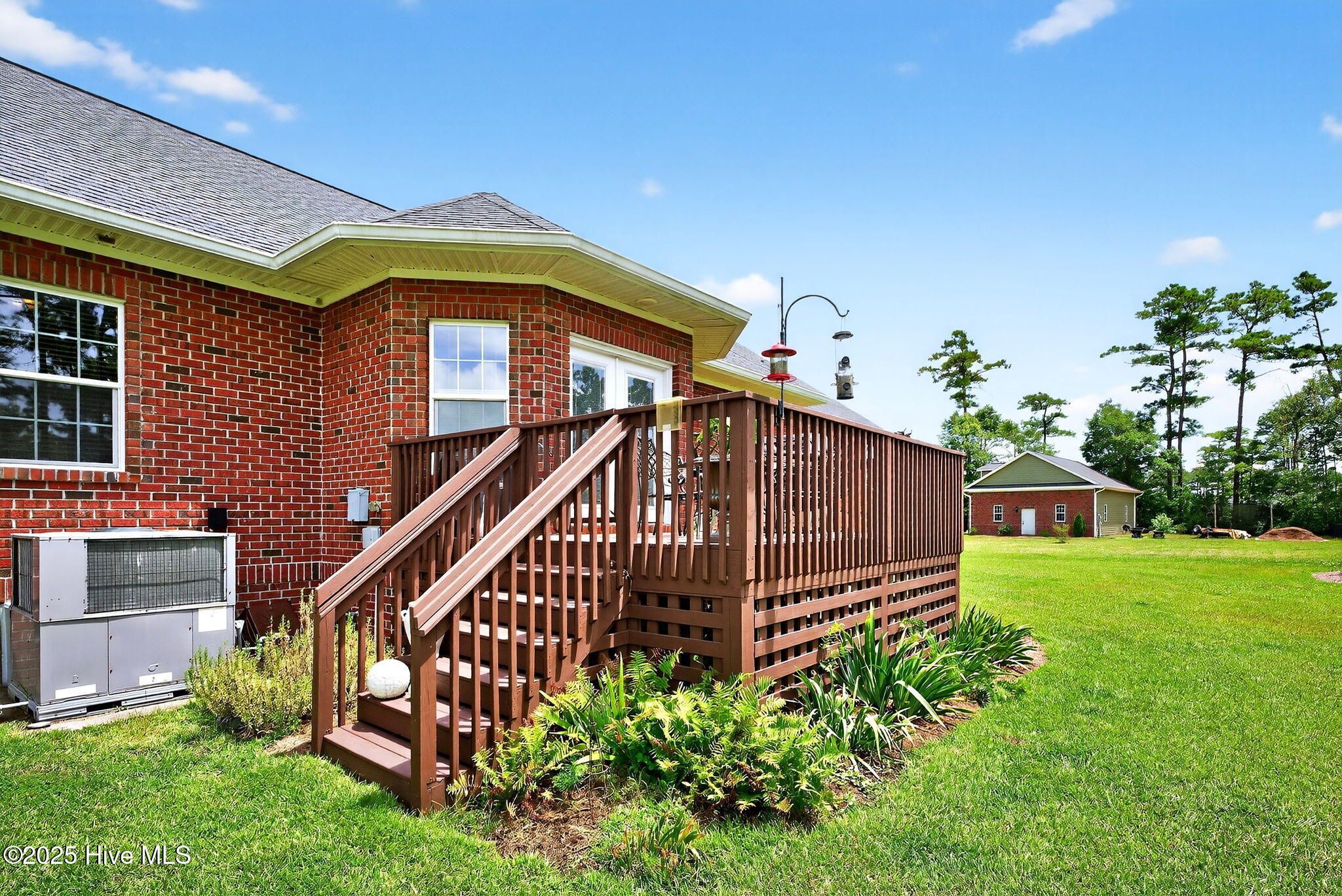 6245 Ocean Aire Road Property Photo 10