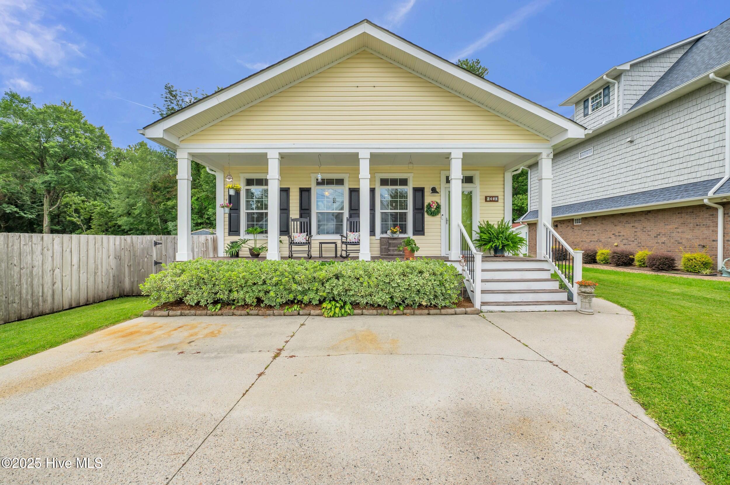 2498 Waccamaw Shores Road Property Photo 1