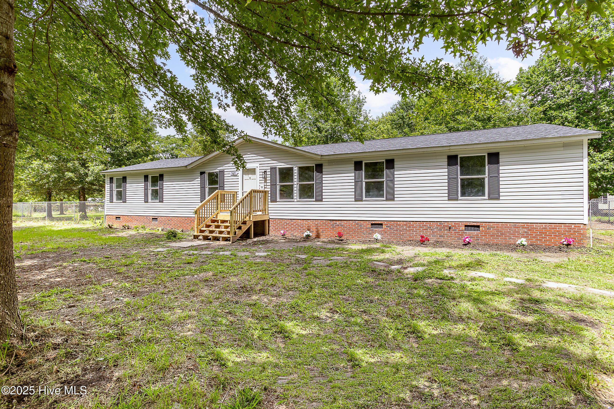 567 Briarneck Road