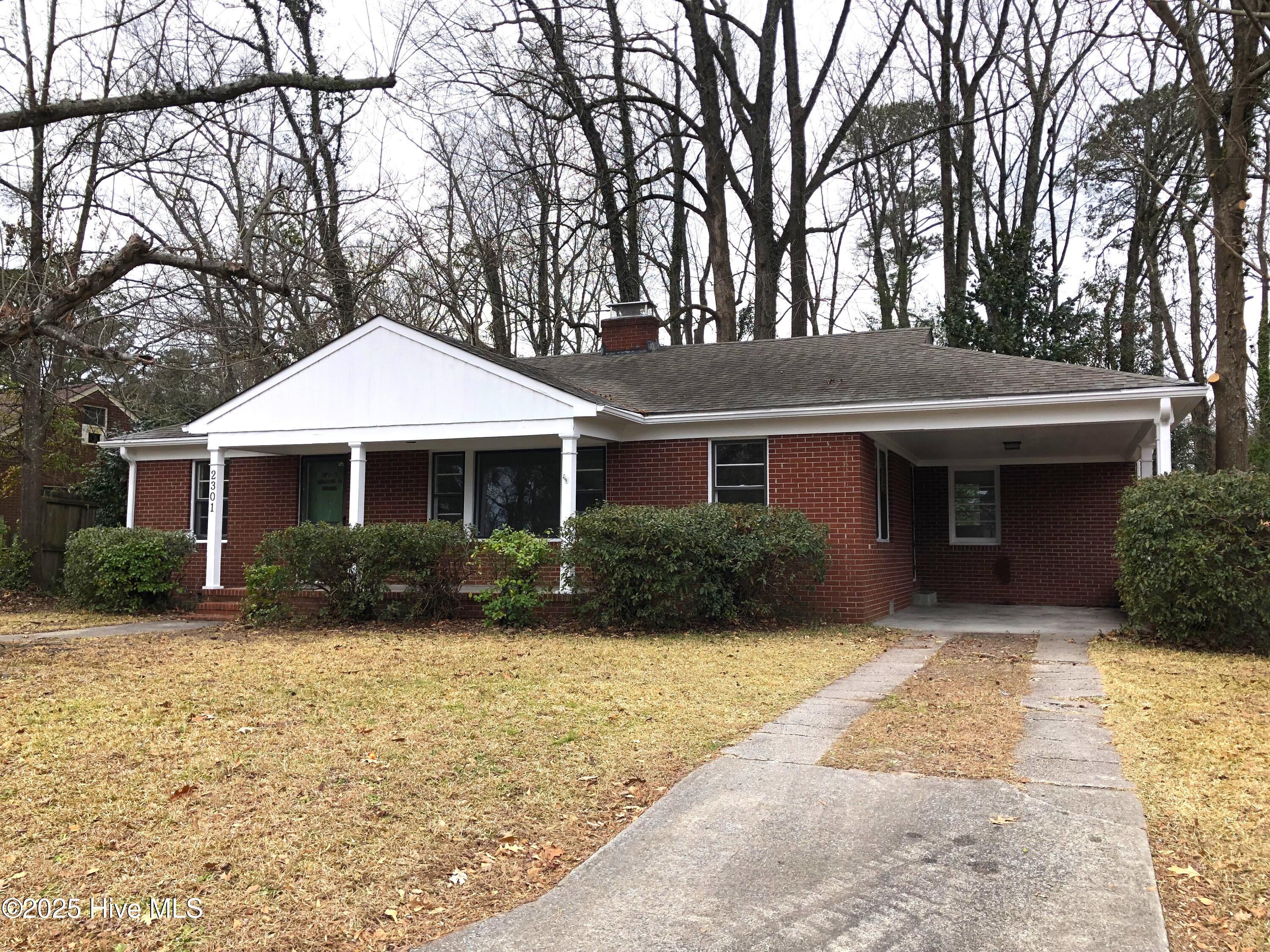 Pitt Jefferson Drive Property Photo 1