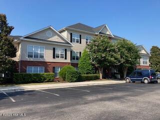 2801 Bloomfield Lane Unit 102
