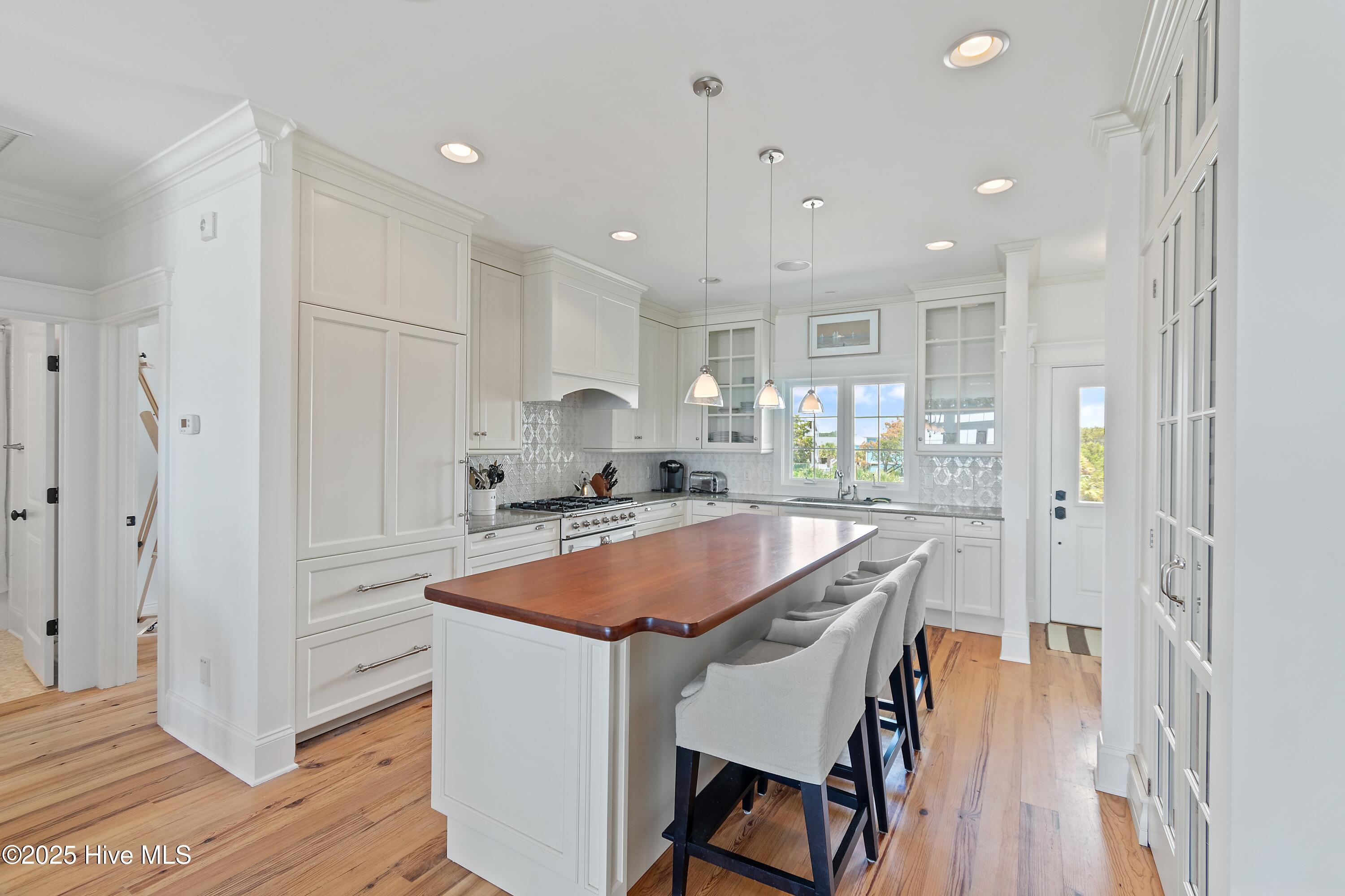 1149 Ocean Boulevard W Property Photo 6