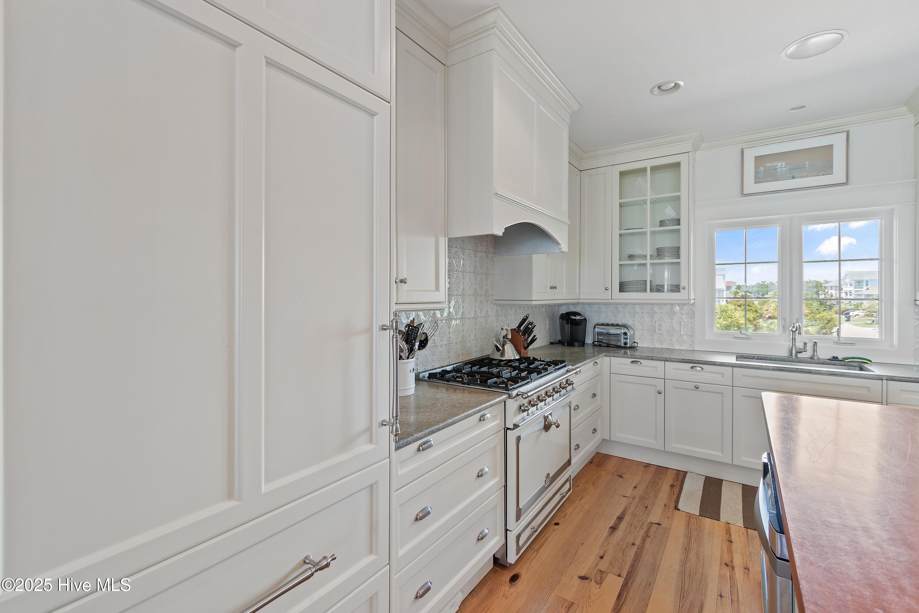 1149 Ocean Boulevard W Property Photo 8