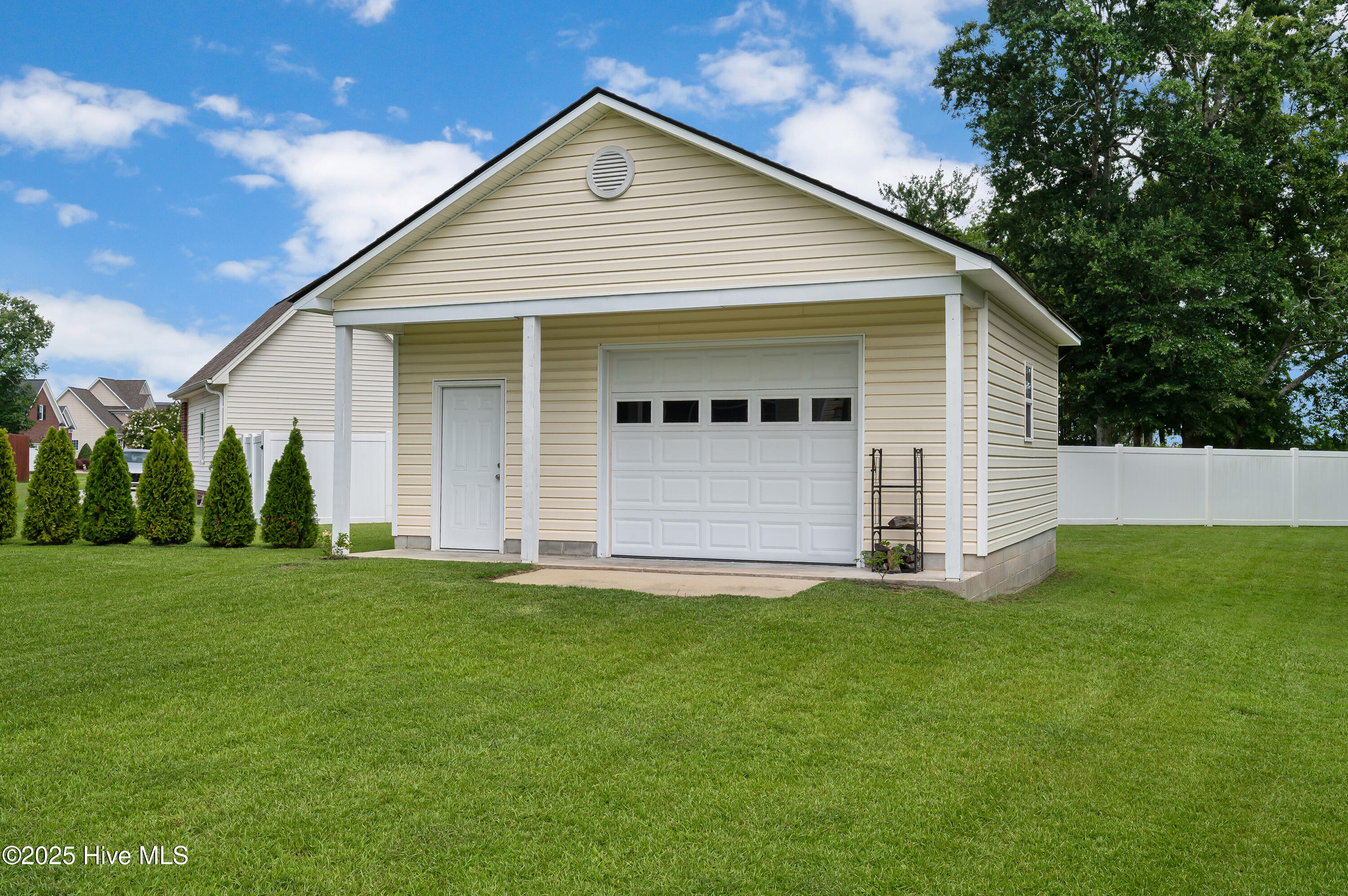 3812 Forsyth Park Court Property Photo 10