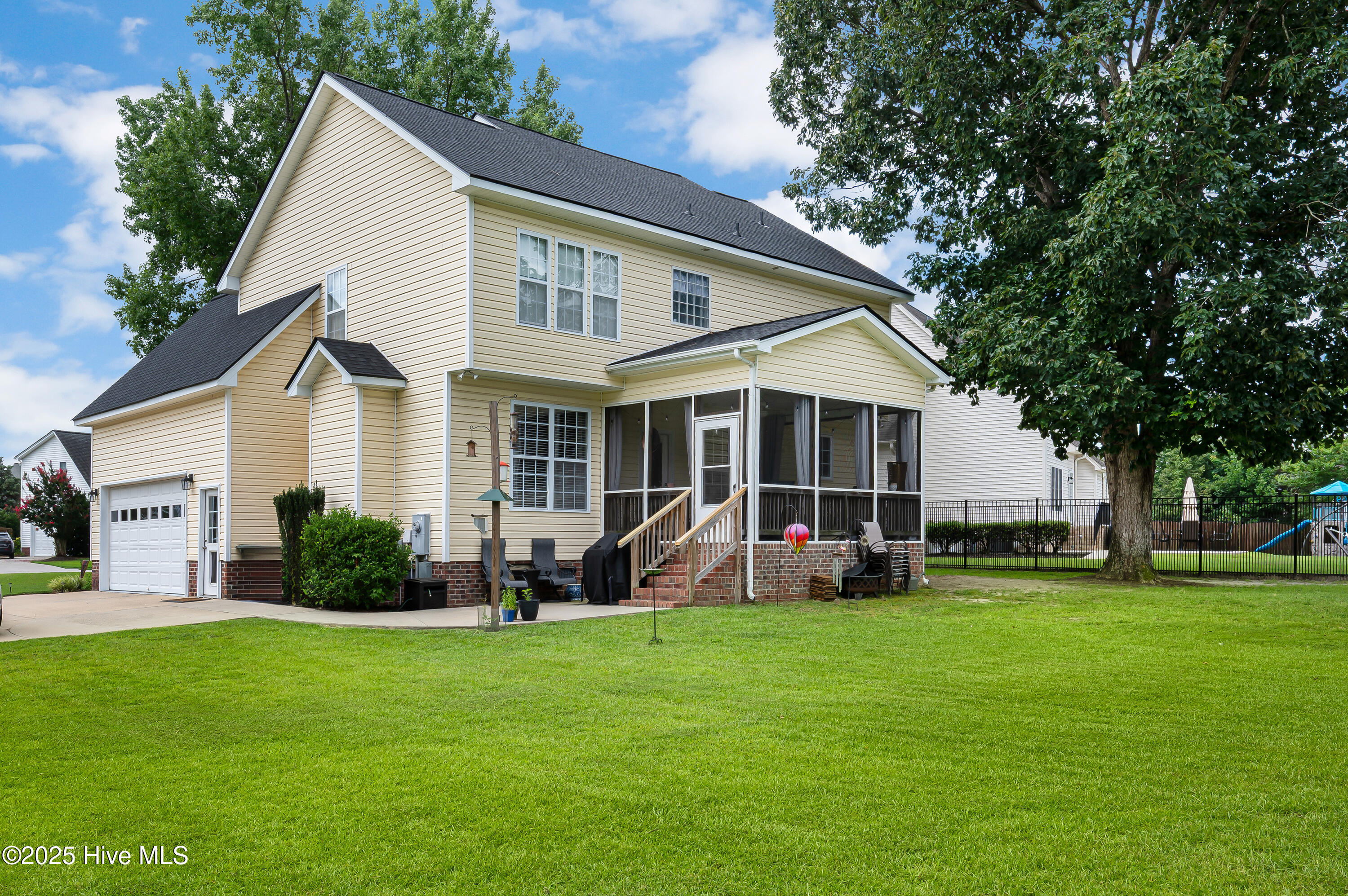3812 Forsyth Park Court Property Photo 11
