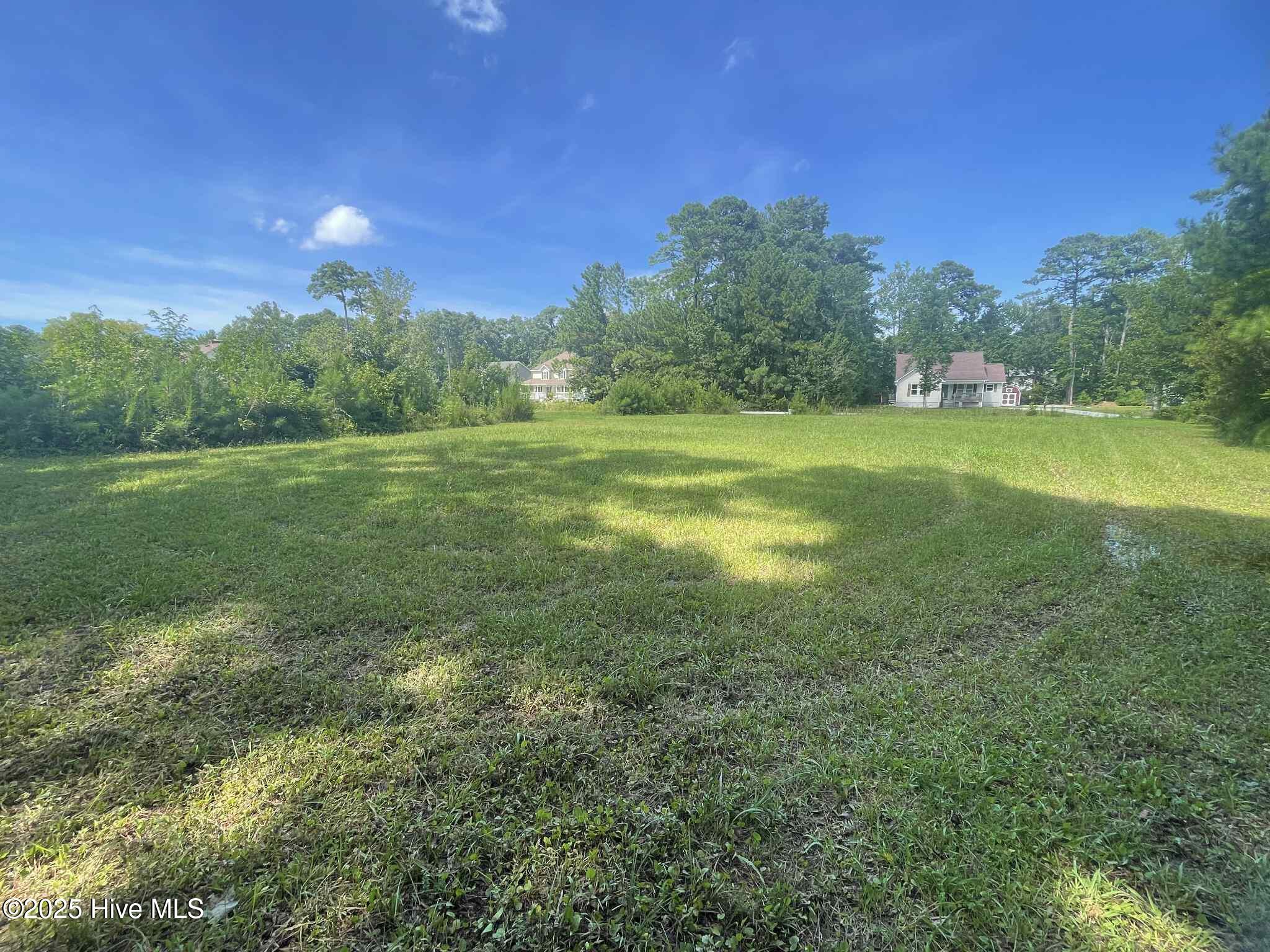 137 Sherwood Drive Property Photo 1