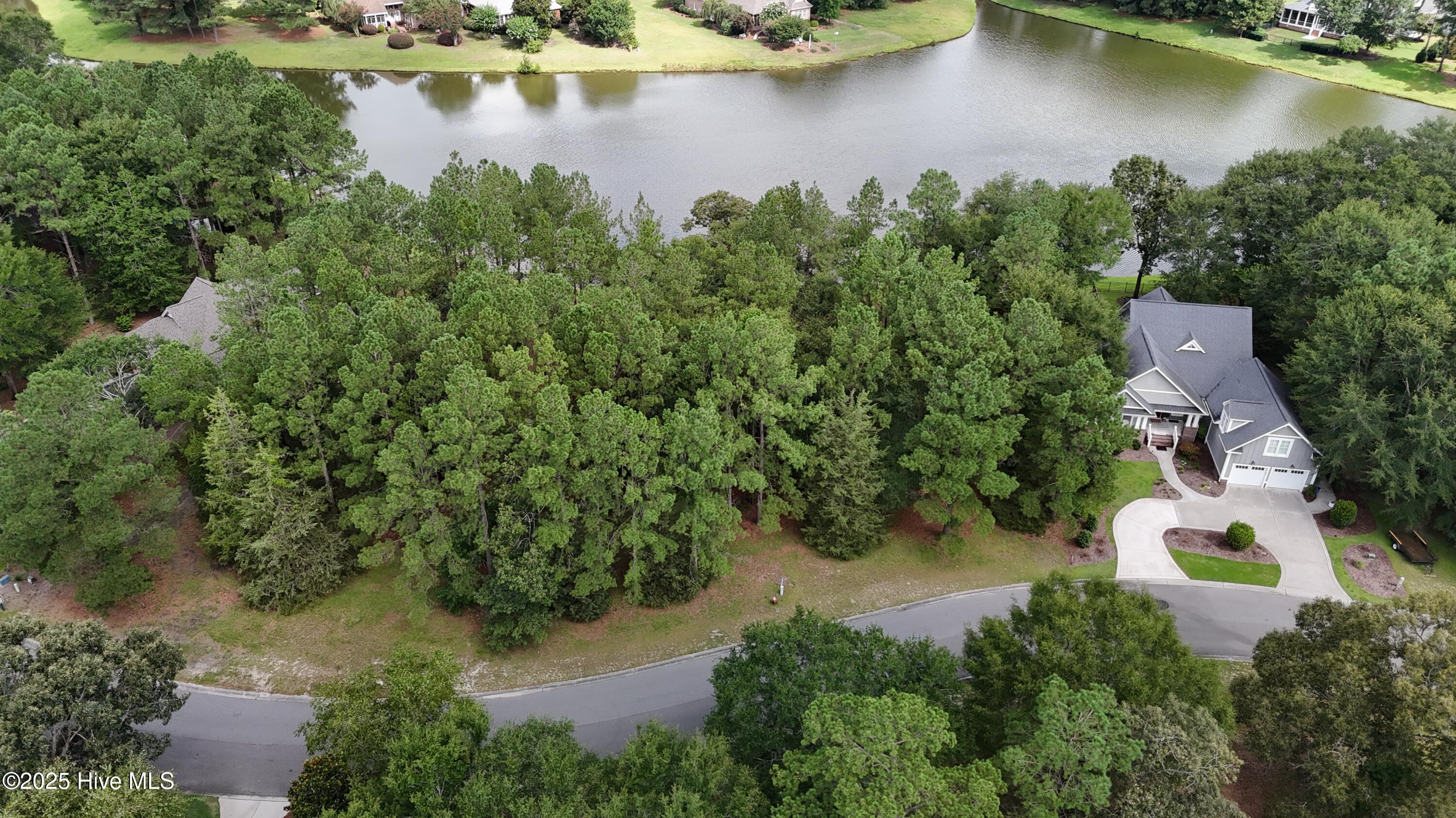209 292 Cedar Point Drive Property Photo 1