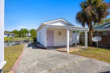 206 Teakwood Drive Property Photo 12