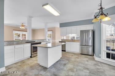 206 Teakwood Drive Property Photo 25