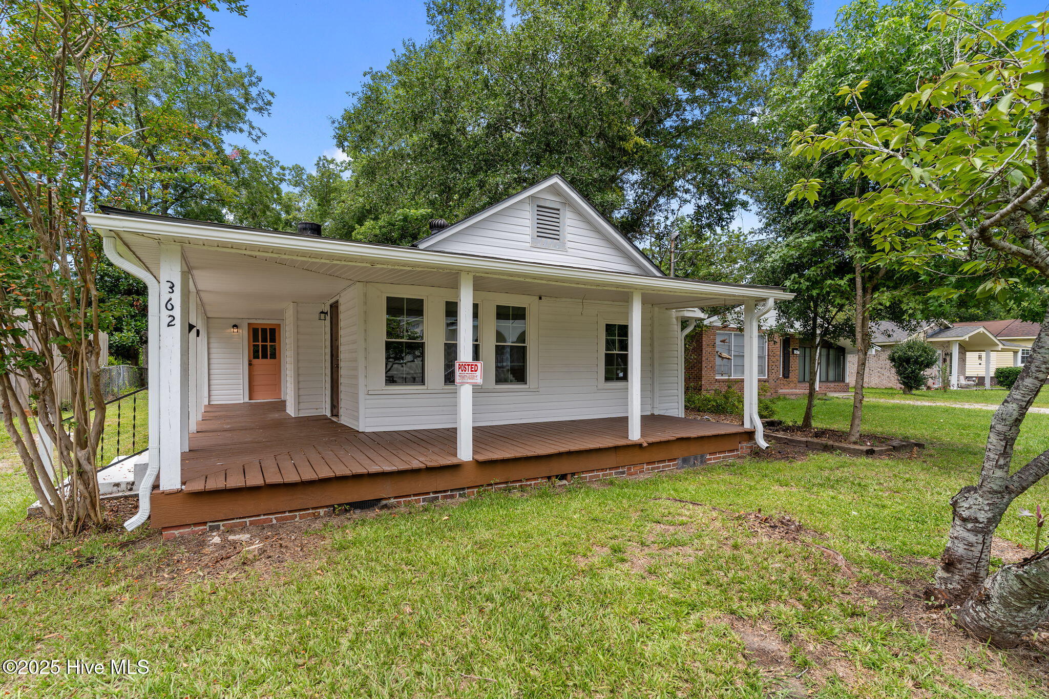 362 Mercer Avenue Property Photo 1
