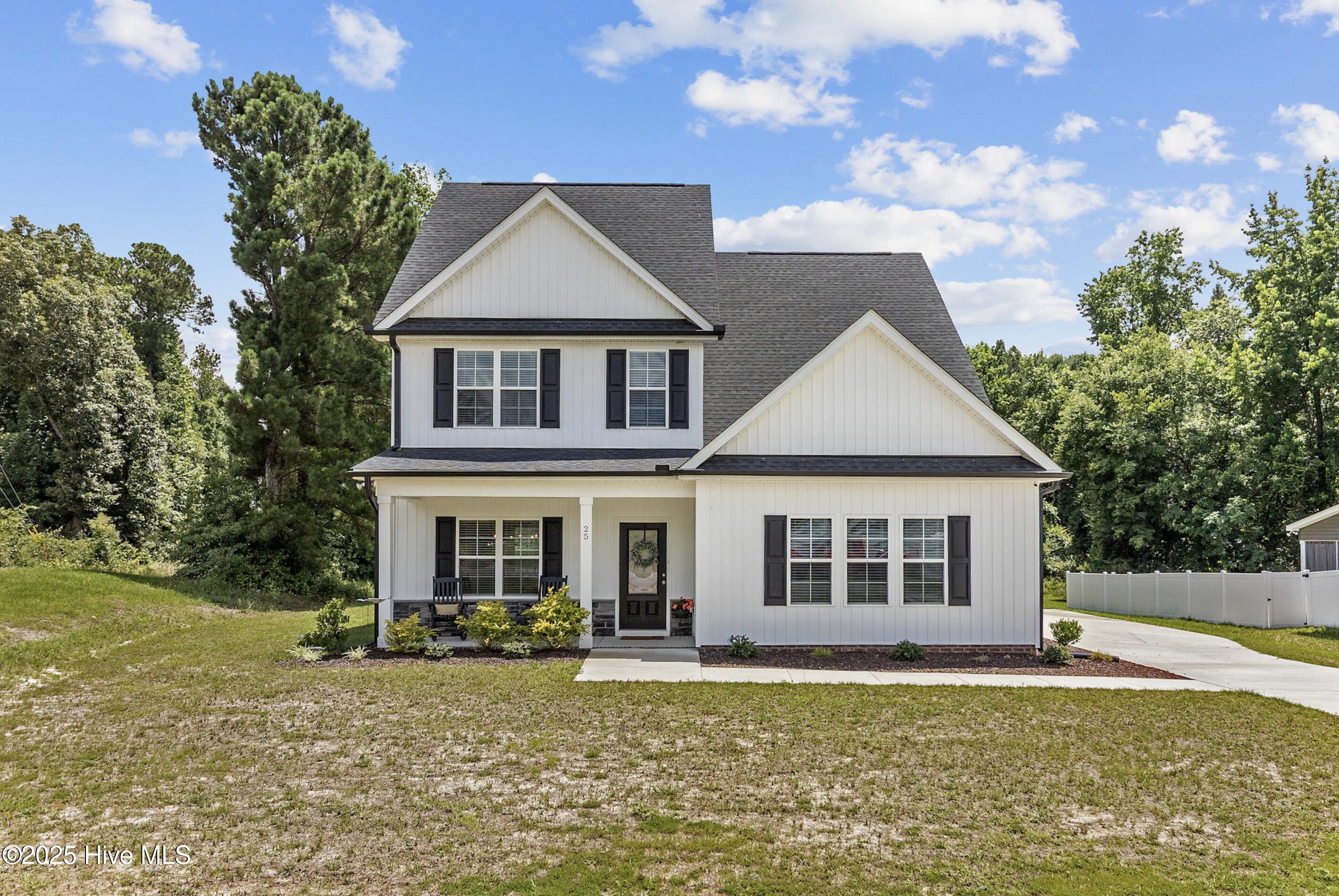 25 Cornfield Way Property Photo 1